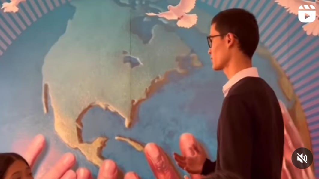 Біздің мектебіміздің 11-сынып оқушылары Ишмухамедова Асия мен Габдуллин Бауыржанның ағылшын тілінен ғылыми жоба бойынша жетекшілік ететін Есентаева М.Р Каирбекова Ш.М және мектеп психологы Өсерханова Таңшолпанмен ақпарттық-танымдық семинар өткізді.